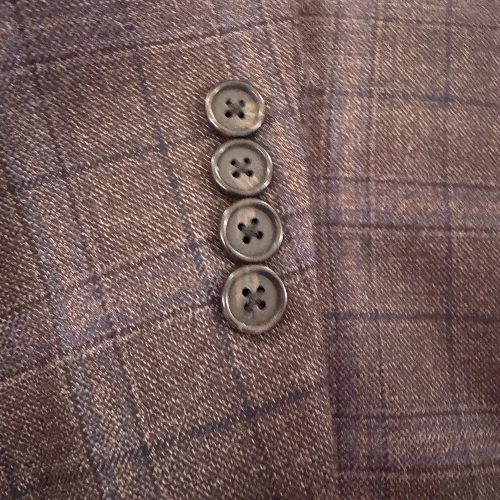 Ralph Lauren Wool Two-Button Plaid Sport Coat in Checkered Dark Gray